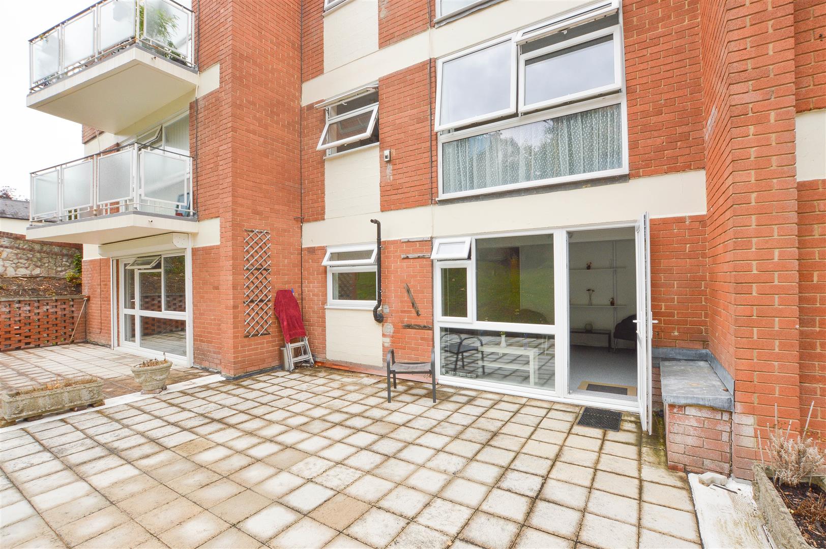 Property Details for Silverdale Road Eastbourne East Sussex BN20 7AQ